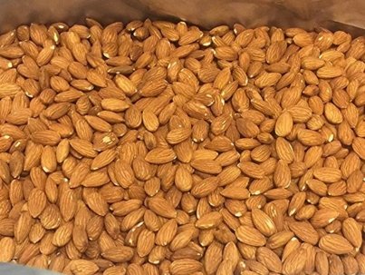 Lan-Raw-Almond-Nuts-05