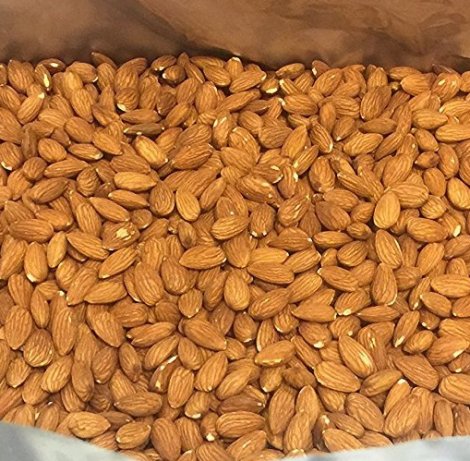 Lan-Raw-Almond-Nuts-05