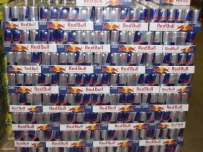 Red-Bull-Energy-Drink-04