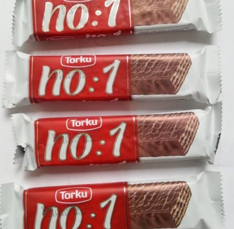 Torku-No-1-Chocolate-Wafer-01-600x710-1